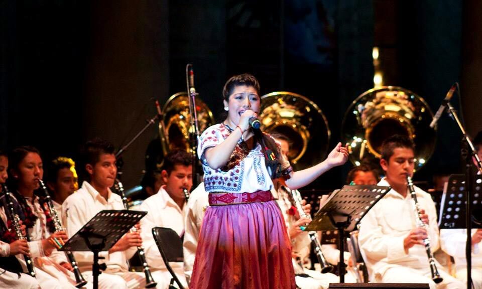 María Reyna González López en concierto