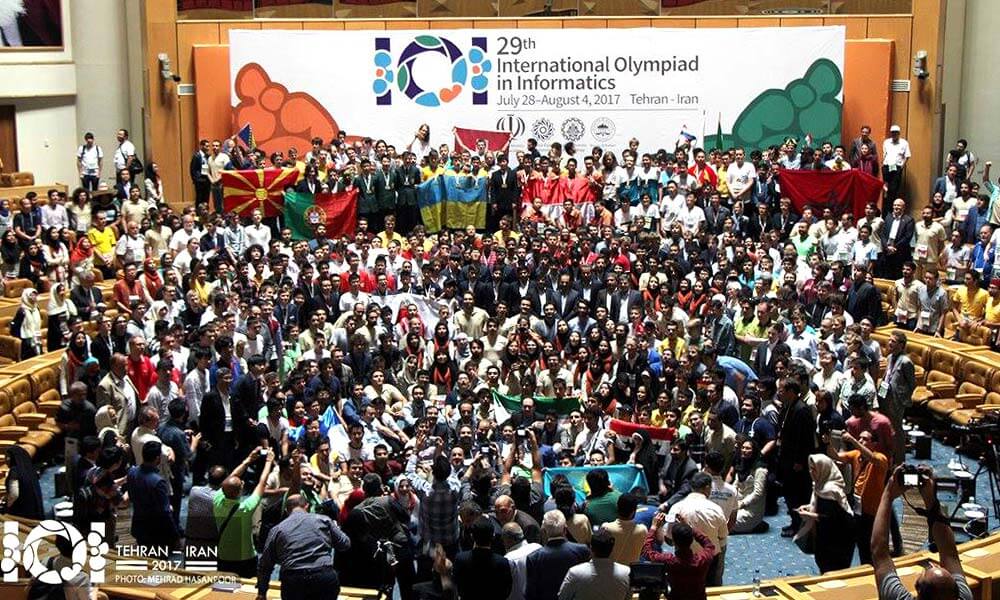 Estudiantes provenientes de 83 países que participaron en la Olimpiada Internacional de Informática