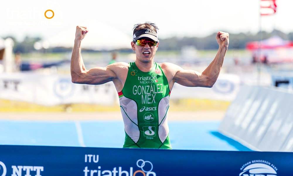 Mexicano Rodrigo González es Campeón Mundial de Triatlón en Sarasota
