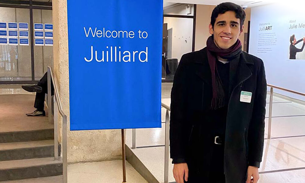Pianista Eduardo de la Vega Garza celebra su entrada a a Juilliard